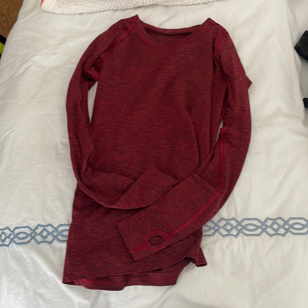 Lululemon long sleeve top